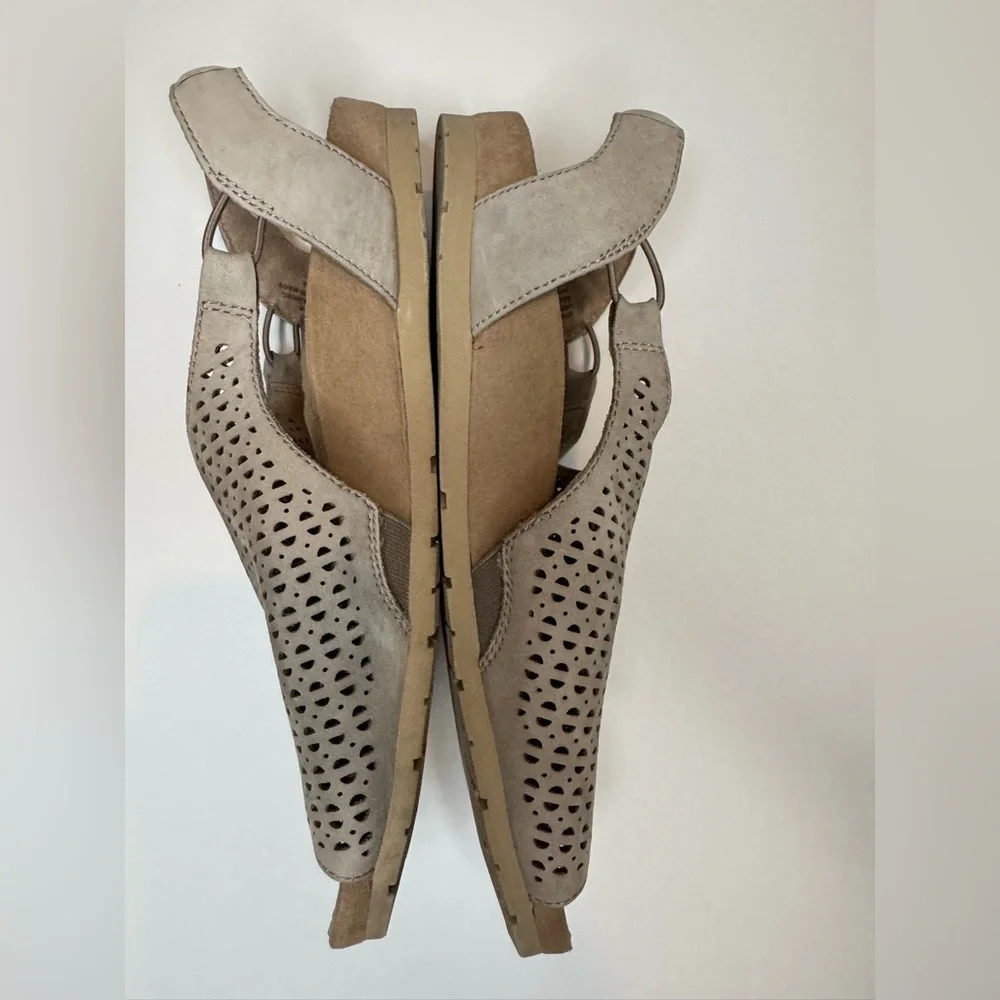 earth Sandals Womens Size 11 Taupe Leather Perforated Linden Laveen Comfort